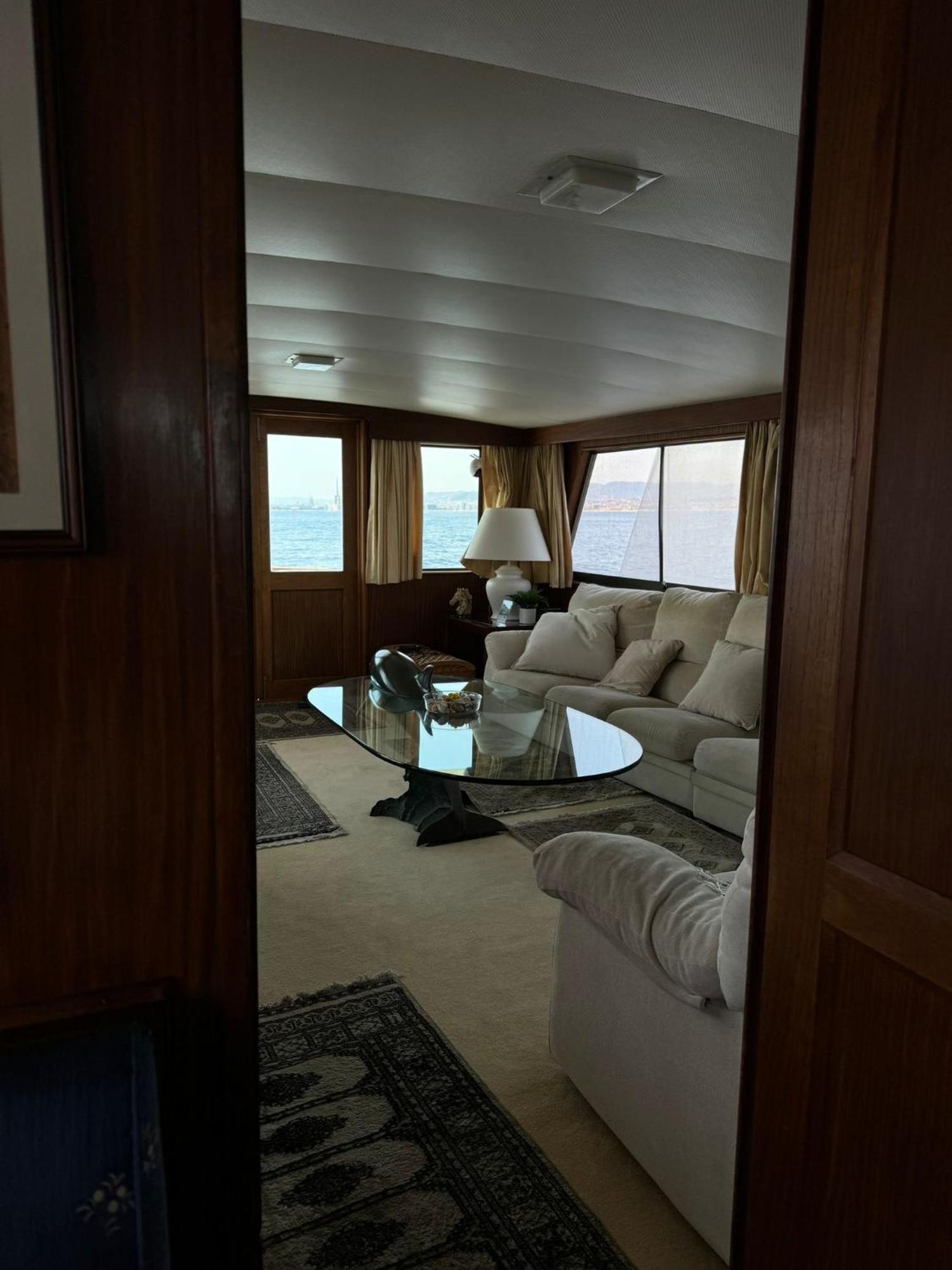 Hotel Yacht Our Alissa Sant Adria de Besos Dış mekan fotoğraf